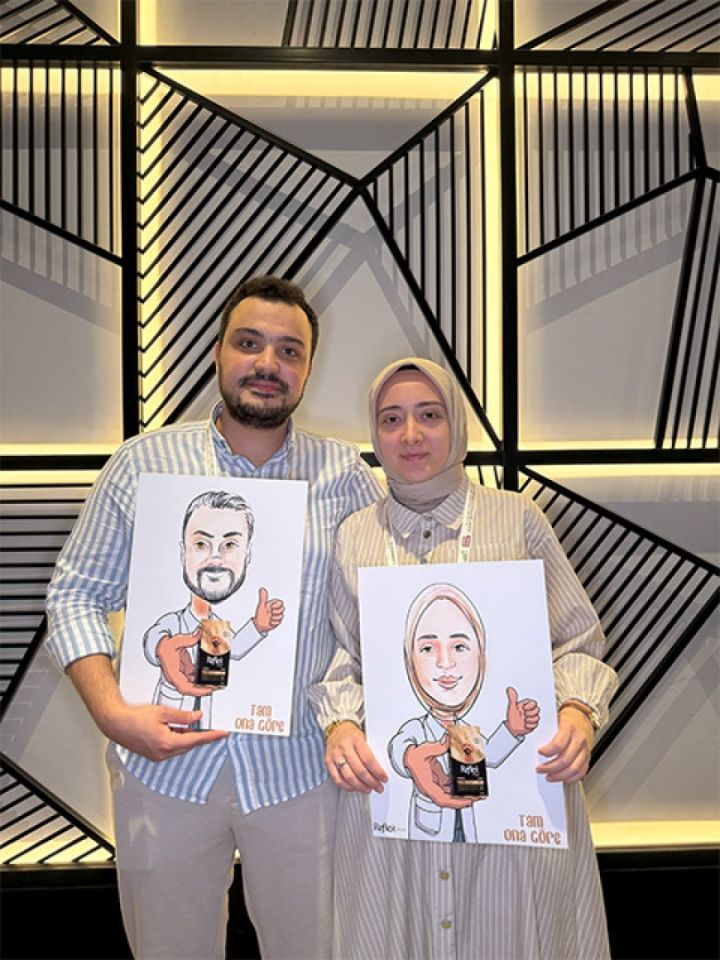 Nox Etkinlik Fotoğrafı - Canlı Karikatür Çizim