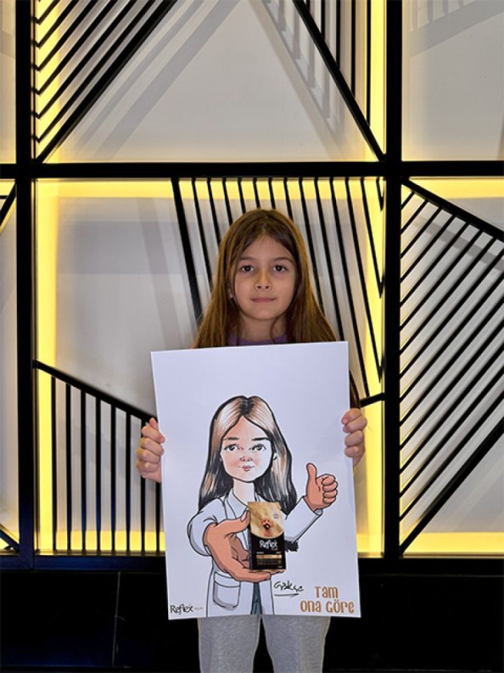Nox Etkinlik Fotoğrafı - Canlı Karikatür Çizim