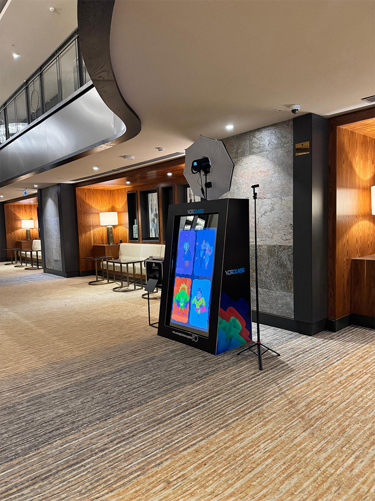 Yapay Zeka Mirror Booth (AI Mirror booth)